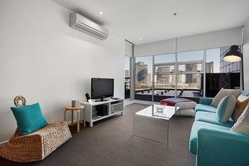 Melbourne Holiday Apartments At McCrae Docklands - Accommodation NT 33
