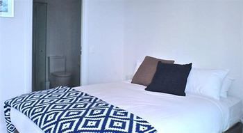 Apartments Melbourne Domain - South Melbourne - Accommodation Mermaid Beach 29