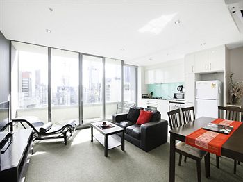 Melbourne Holiday Apartments At Northbank â€“ Downie Street - Accommodation Tasmania 9