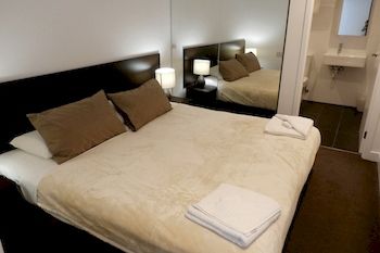 Aura On Flinders Serviced Apartments - Tweed Heads Accommodation 11