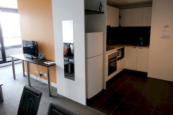 Aura On Flinders Serviced Apartments - Tweed Heads Accommodation 28