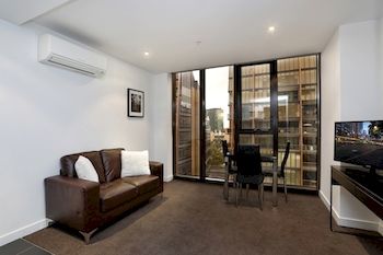 Aura On Flinders Serviced Apartments - Tweed Heads Accommodation 34