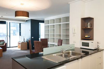 Inner Melbourne Serviced Apartments - Accommodation NT 1