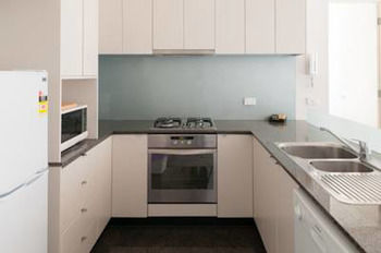Inner Melbourne Serviced Apartments - Accommodation NT 38