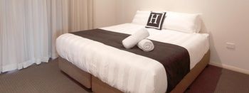 H Boutique Hotel - Accommodation NT 16