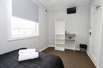 The Lakes Hotel - Tweed Heads Accommodation 10