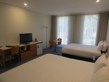 Dingley International Hotel - Accommodation Tasmania 5