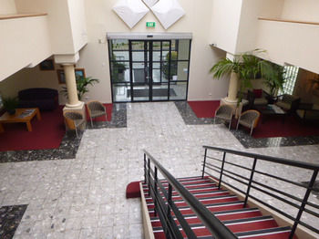 Dingley International Hotel - Accommodation Noosa 26