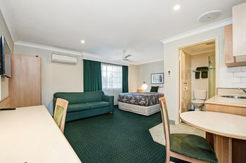 Colonial Terrace Motor Inn - Accommodation Tasmania 26
