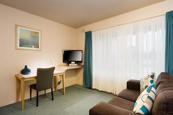 Best Western Fawkner Suites & Serviced Apartments - Accommodation NT 33