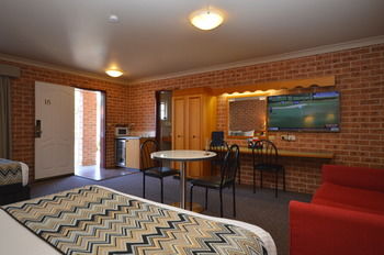 Best Western Bluegum Motel - Accommodation Tasmania 24
