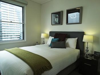 Alpha Apartments Melbourne - Accommodation NT 32