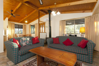 Eagleview Resort - Accommodation Tasmania 31