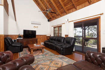 Eagleview Resort - Accommodation NT 65