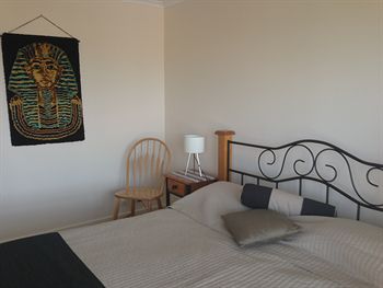 Australian Home Away @ Box Hill 21 - Tweed Heads Accommodation 3