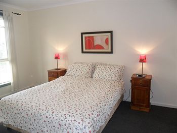 Australian Home Away @ Box Hill 32 - Tweed Heads Accommodation 4