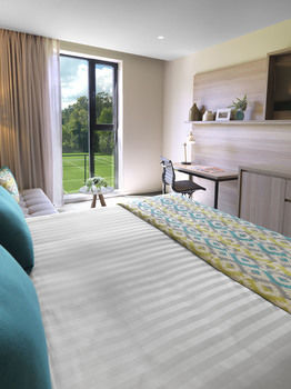 Vibe Hotel Marysville - St Kilda Accommodation
