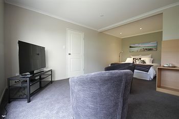The Edgewater Bed & Breakfast - Tweed Heads Accommodation 27