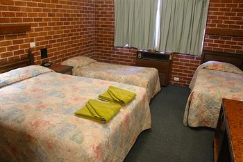 Colonial Motor Inn Lithgow - Accommodation NT 10