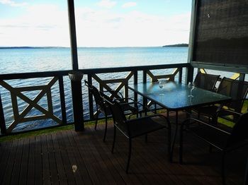 Two Shores Holiday Village - Accommodation Tasmania 8