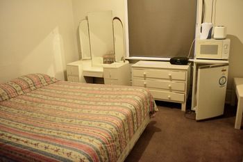 Oslo Hotel - Hostel - Accommodation NT 17