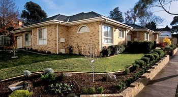 Waverley Corporate Townhouses - Accommodation Australia