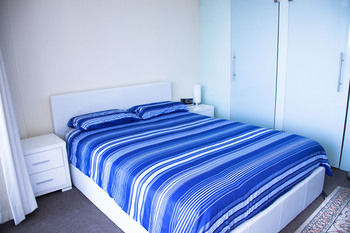 Darlinghurst Apartments - Accommodation Mermaid Beach 8