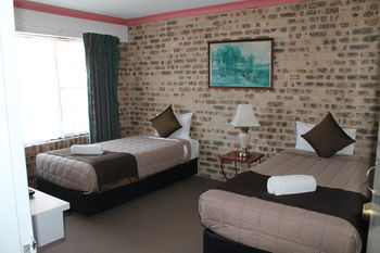 Airport Motel Sir Francis Drake - Accommodation Tasmania 12