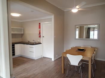 Dungowan Waterfront Apartments - Accommodation Tasmania 12