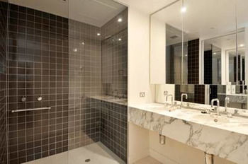 Southbank Apartments - Freshwater Place - Accommodation Tasmania 5