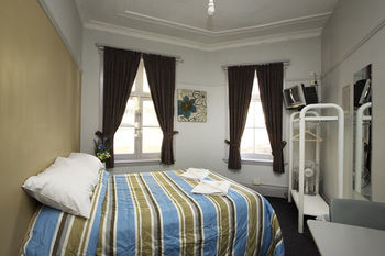 The George Street Hotel - Hostel - Accommodation NT 10