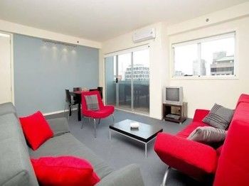 Plum Collins Street Serviced Apartments - Tweed Heads Accommodation 8