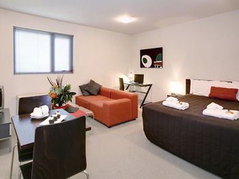 Plum Carlton Serviced Apartments - Accommodation Tasmania 0