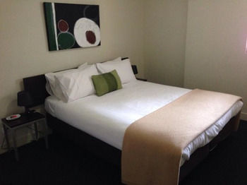 Plum Carlton Serviced Apartments - Accommodation Tasmania 8