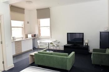 Yarra House Campus Summer Stays - thumb 1