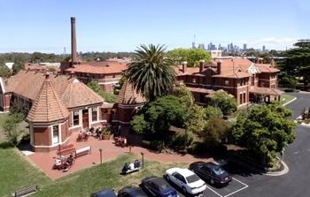 Yarra House Campus Summer Stays - Accommodation NT 11