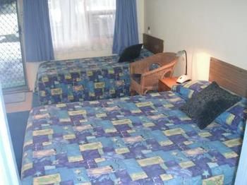 Black Swan Waterfront Motel - Accommodation Port Macquarie 1