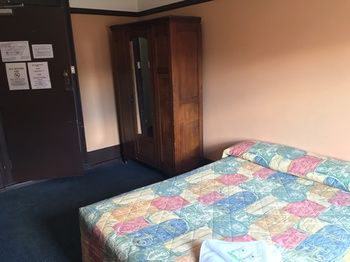 Strathfield Hotel - Tweed Heads Accommodation 14