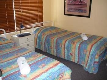 Bayviews & Harbourview Holiday Apartments - Accommodation NT 3