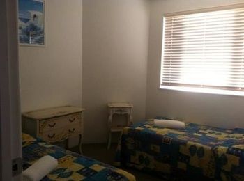 Bayviews & Harbourview Holiday Apartments - Accommodation Mermaid Beach 4