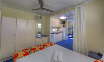 Alex Beach Cabins - Tweed Heads Accommodation 26