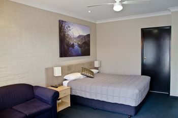 Baybrook Motor Inn & Apartments - Accommodation Tasmania 4