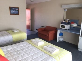 Ulladulla Harbour Motel - Accommodation Tasmania 34