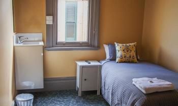 Cessnock Hotel - Tweed Heads Accommodation 9