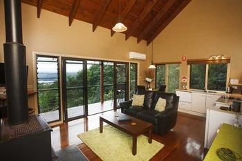 Montville Misty View Cottages - Tweed Heads Accommodation 6