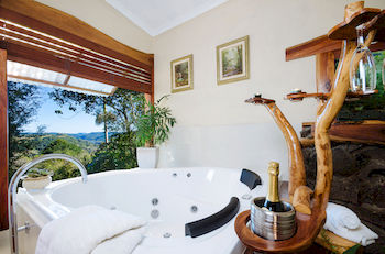 Lillypilly's Country Cottages & Day Spa - Accommodation Mermaid Beach 15