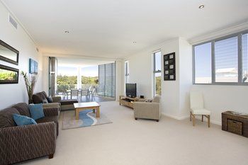 White Shells Luxury Apartments - Tweed Heads Accommodation 8