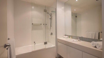 White Shells Luxury Apartments - Tweed Heads Accommodation 40