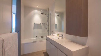 White Shells Luxury Apartments - Accommodation NT 43