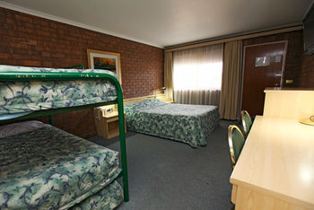 Countryman Motor Inn - Accommodation NT 20